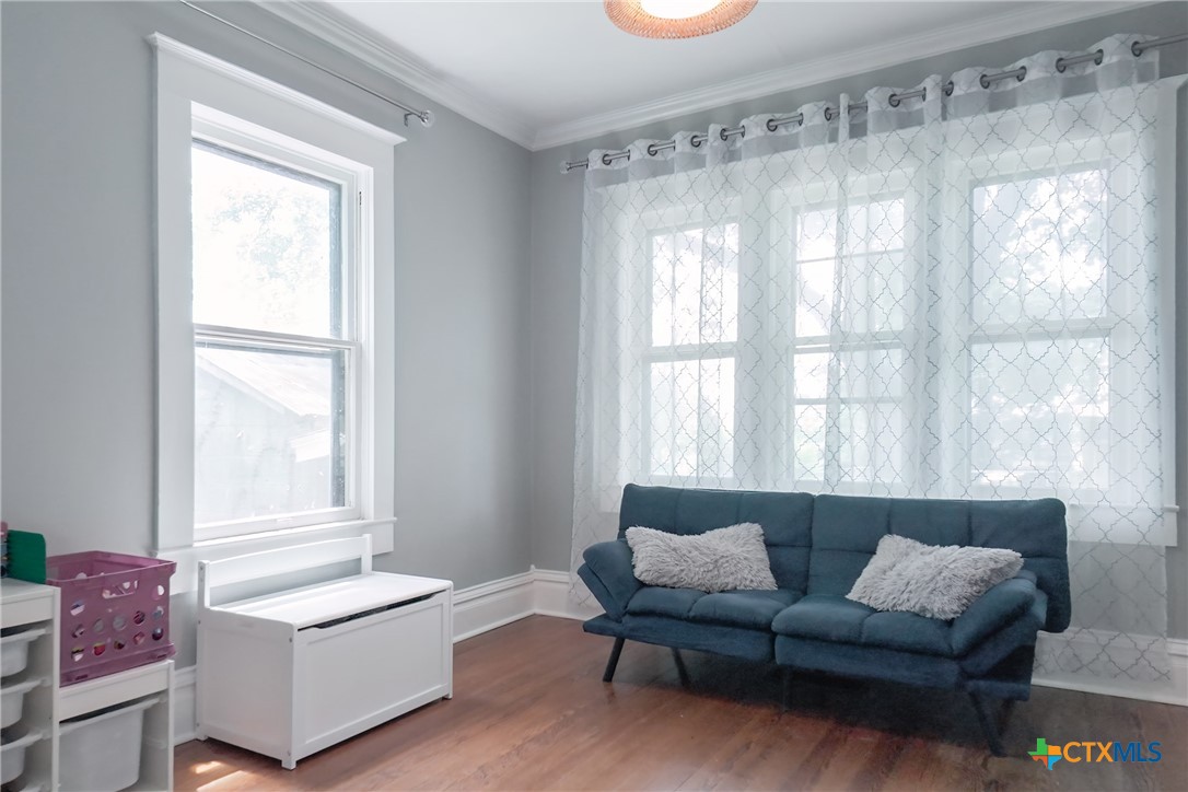 1004 Mitchell Street