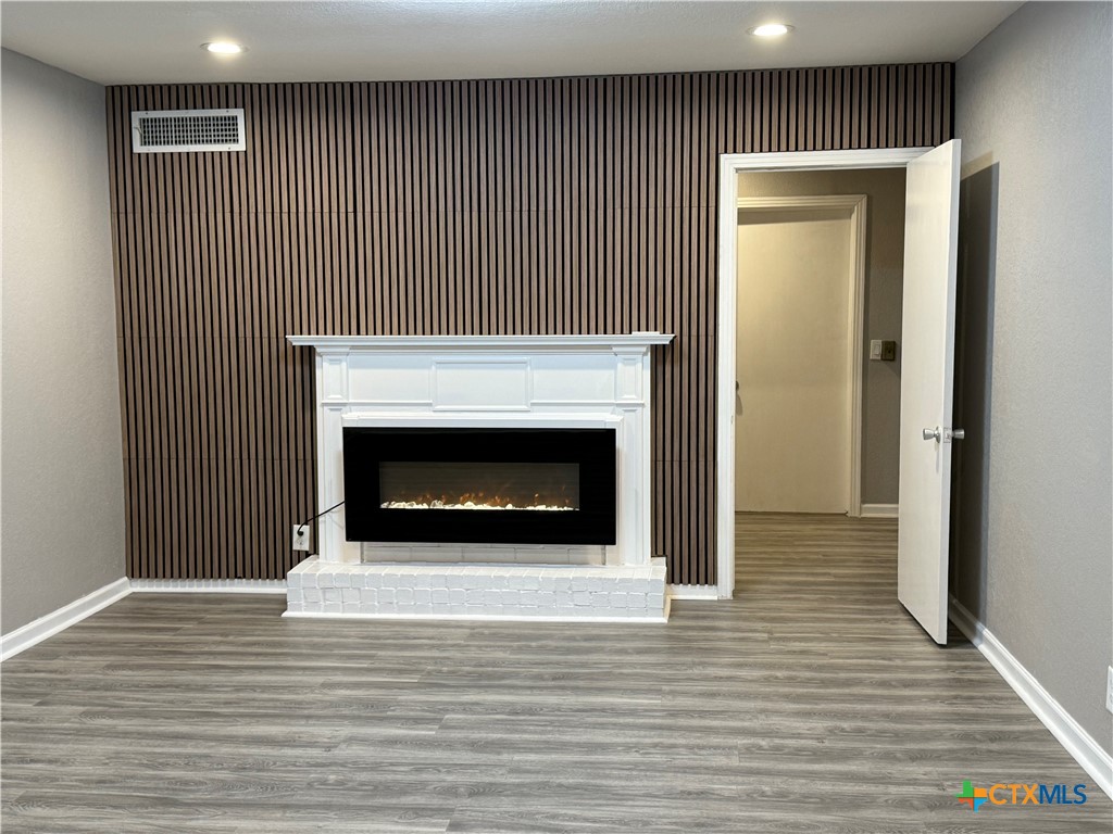 302 Smith Street