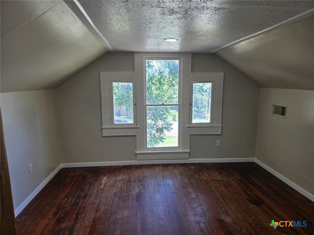 144 W Wallace Street