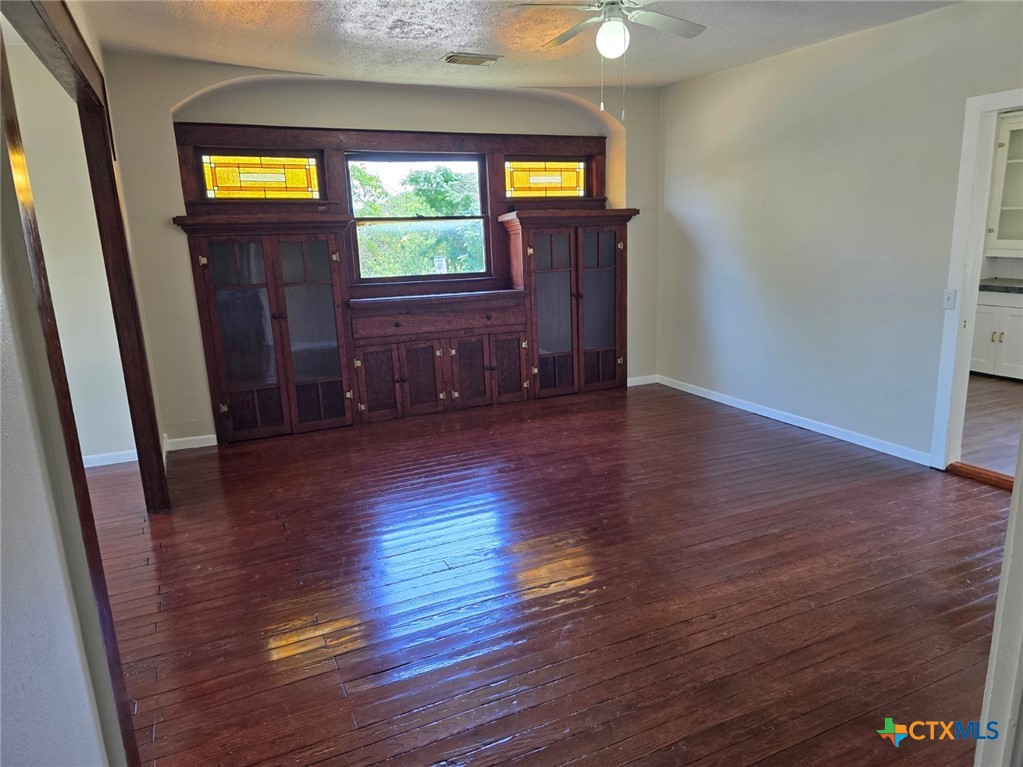 144 W Wallace Street