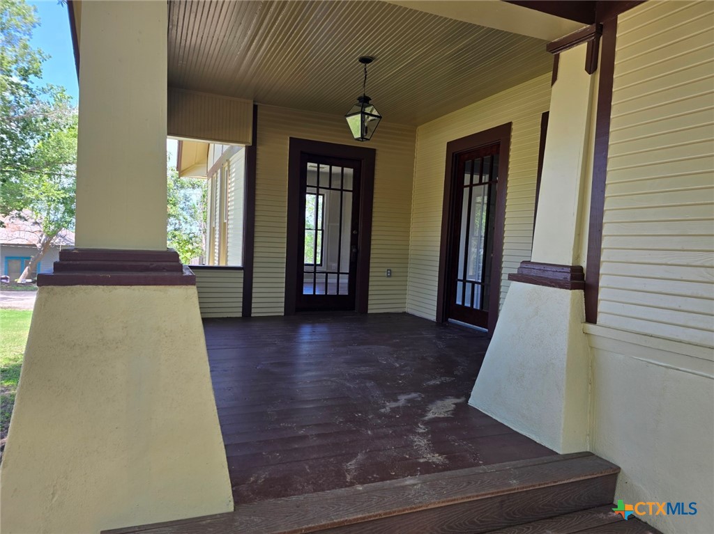 144 W Wallace Street