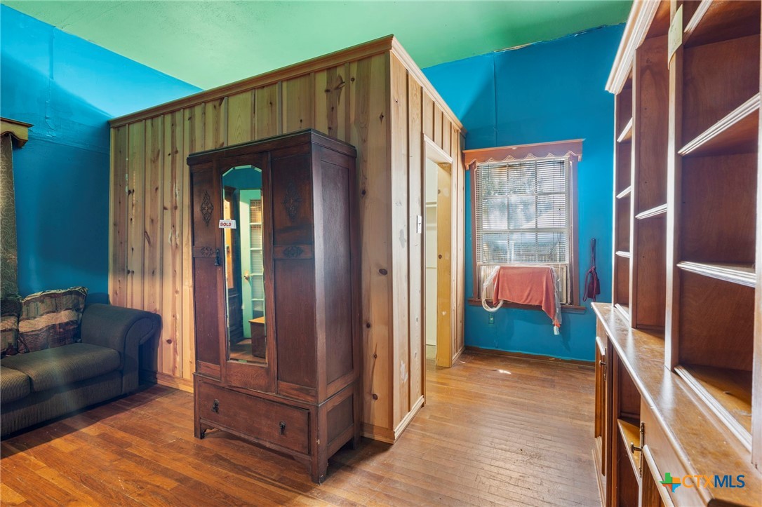 719 S Guadalupe Street