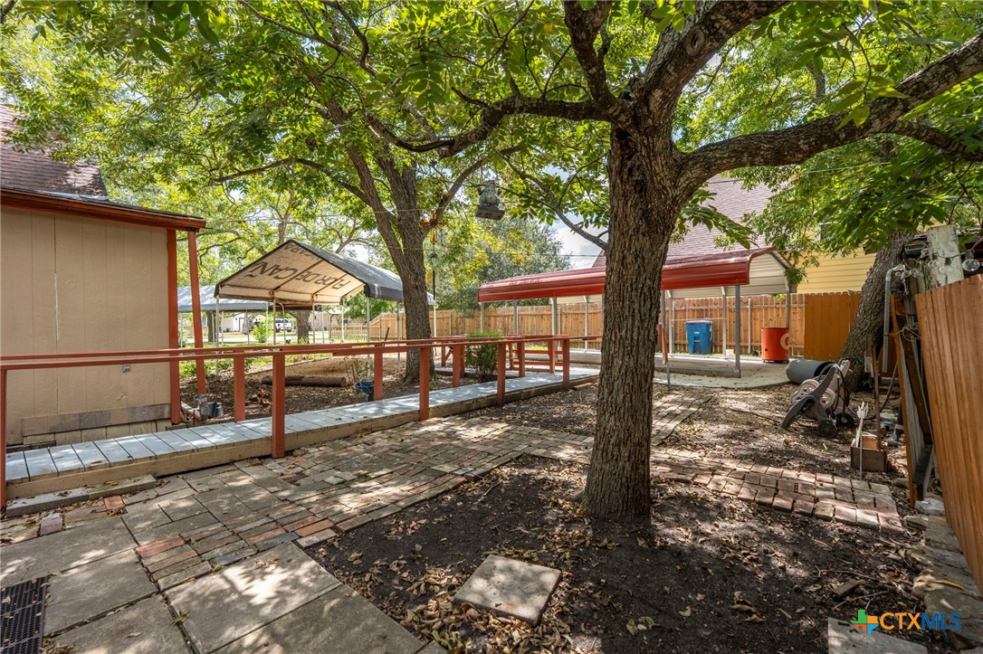 719 S Guadalupe Street