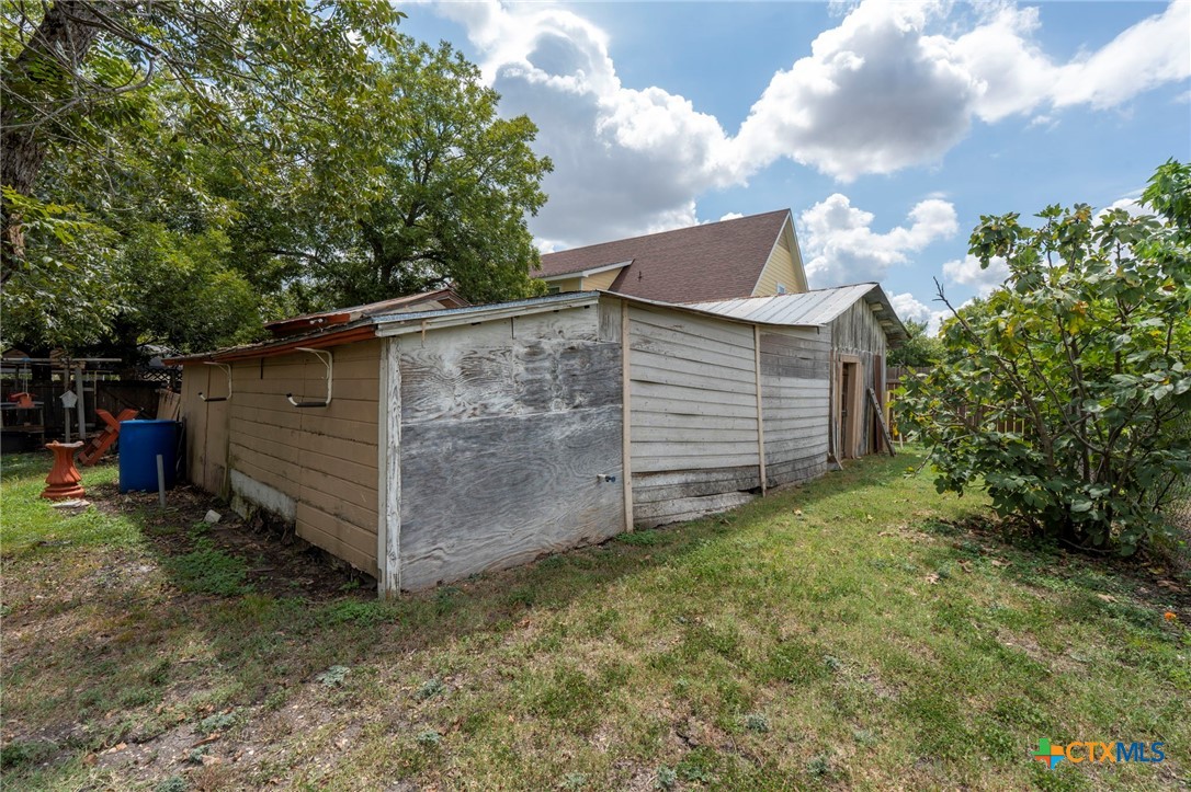 719 S Guadalupe Street