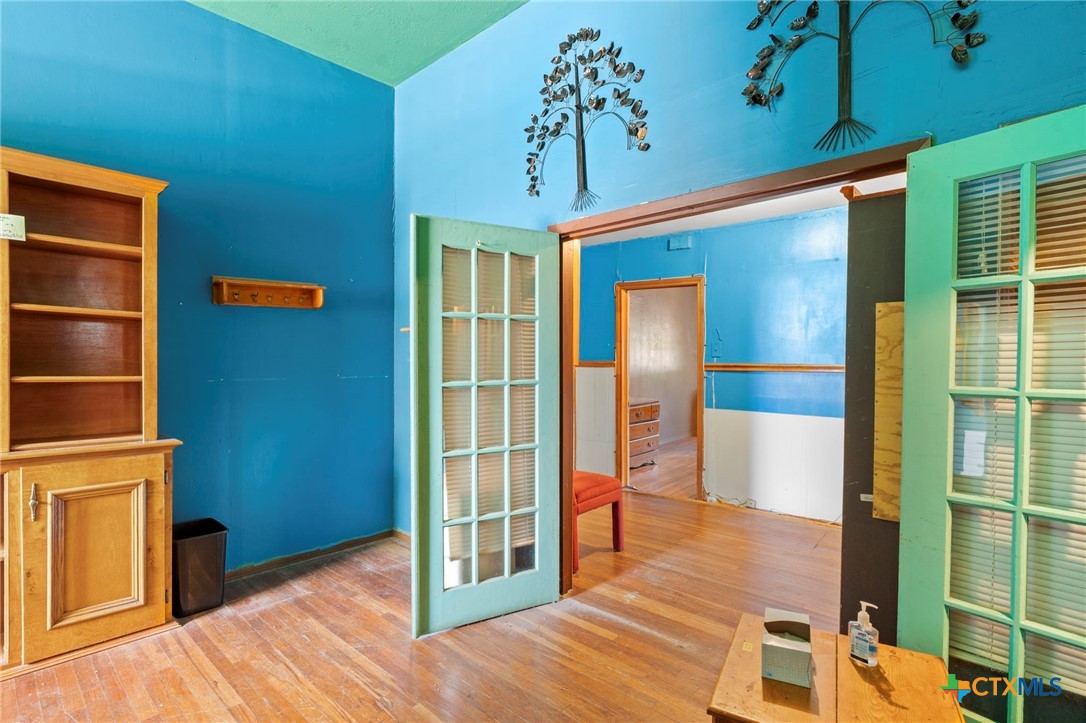 719 S Guadalupe Street