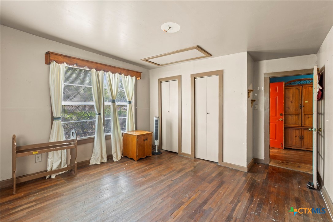 719 S Guadalupe Street