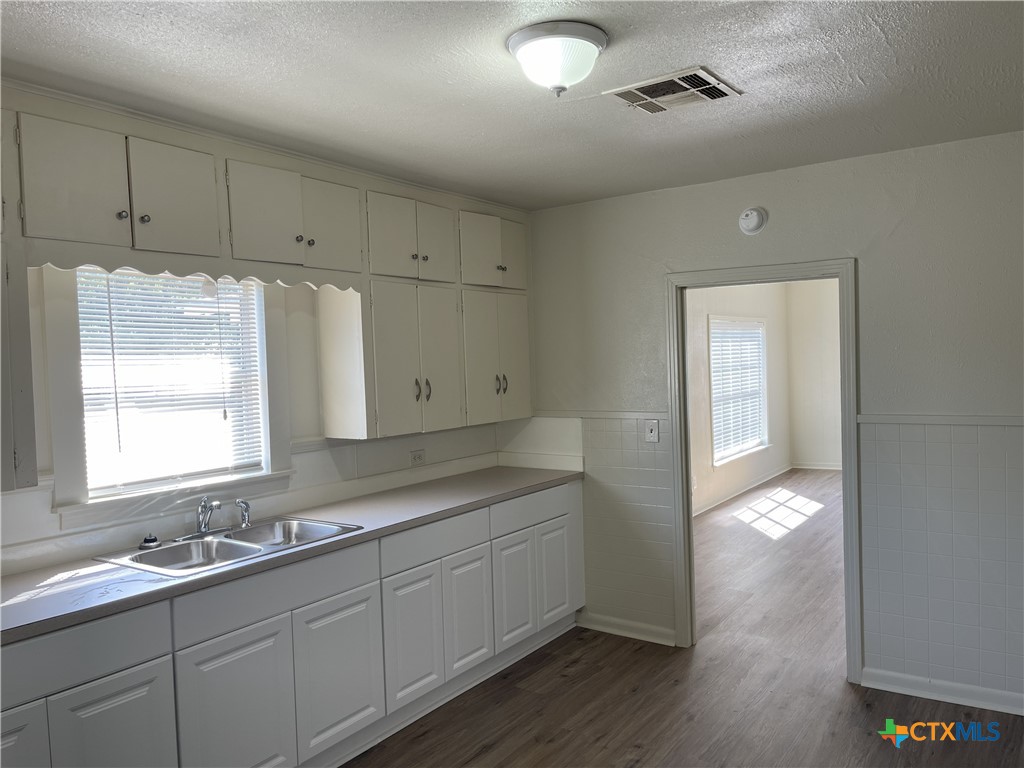 1521 N Hamilton Street