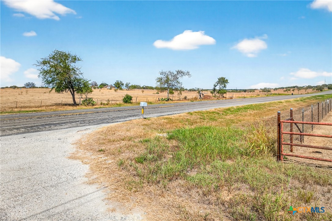 6695 W Hwy 97