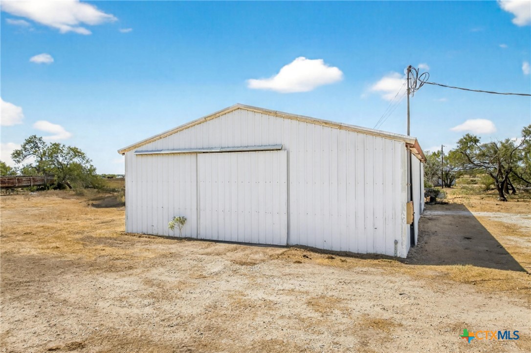 6695 W Hwy 97