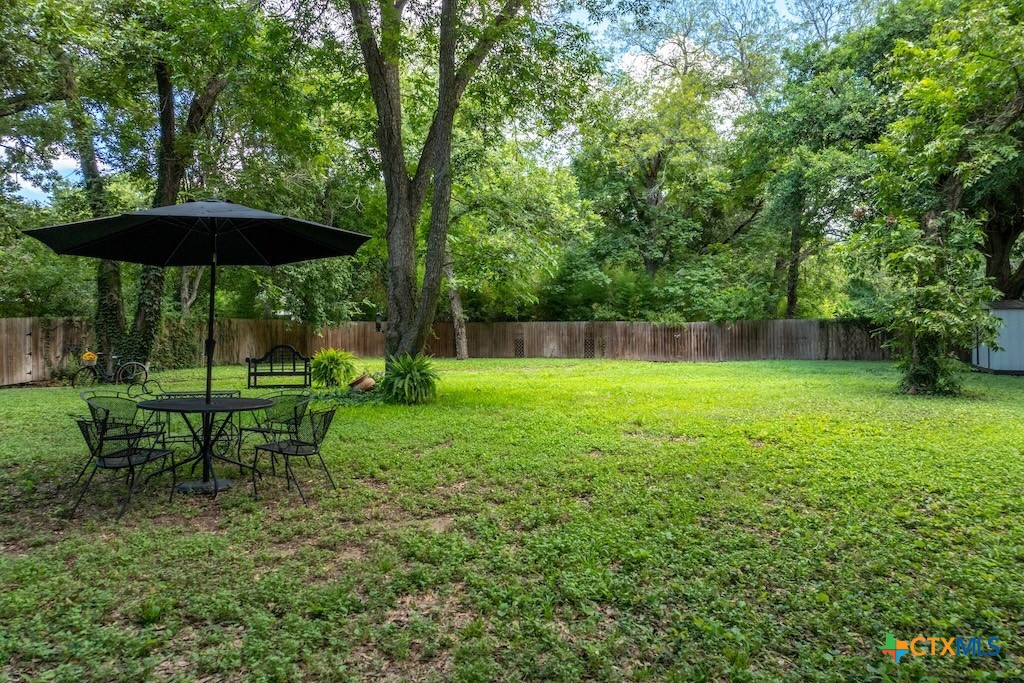 114 N College Street