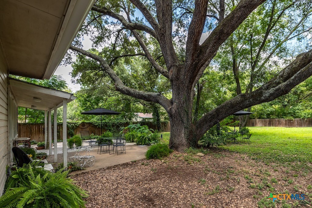 114 N College Street