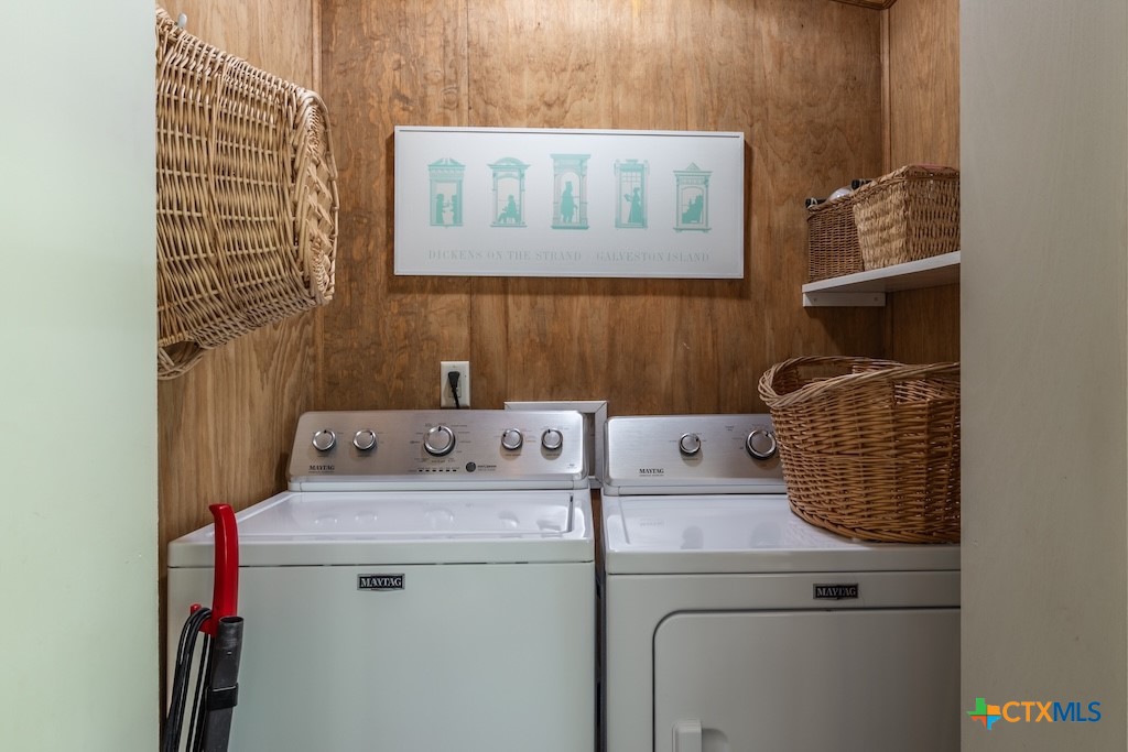 114 N College Street