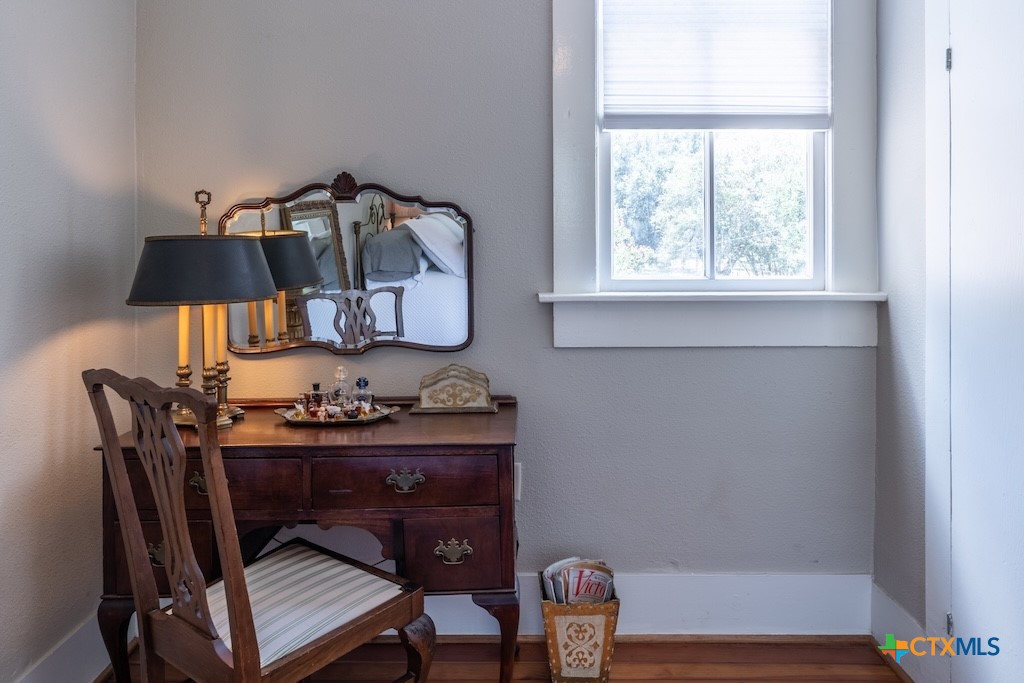 114 N College Street