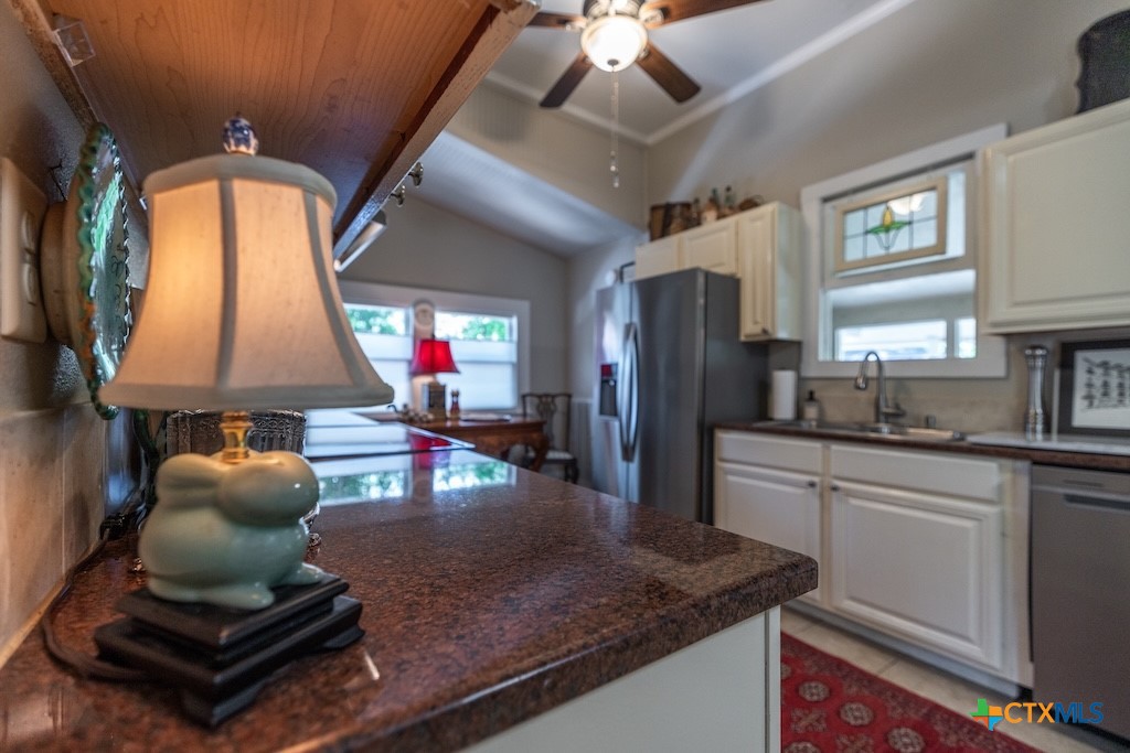 114 N College Street