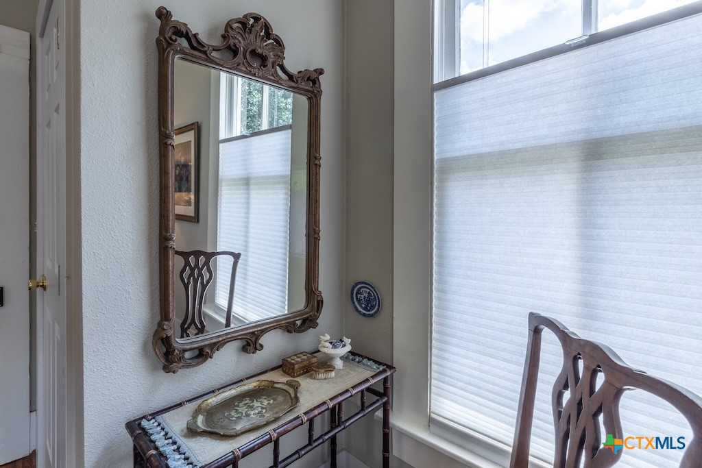 114 N College Street