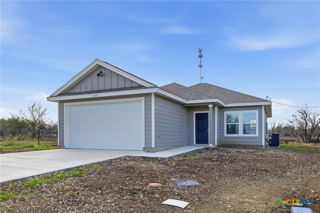 608 Mustang Circle