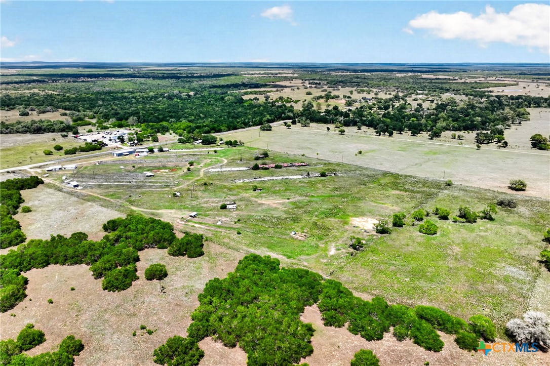 1763 N FM 108