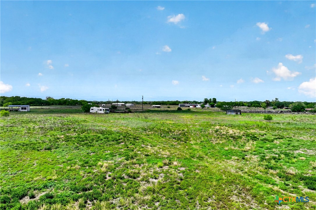 1763 N FM 108