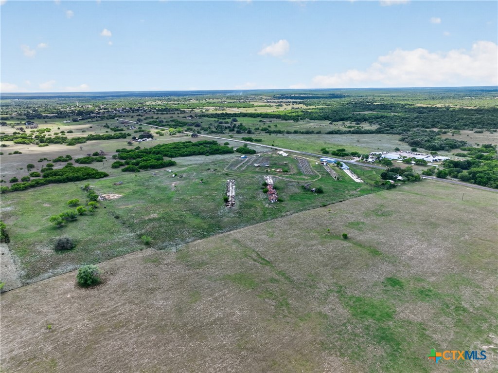 1763 N FM 108