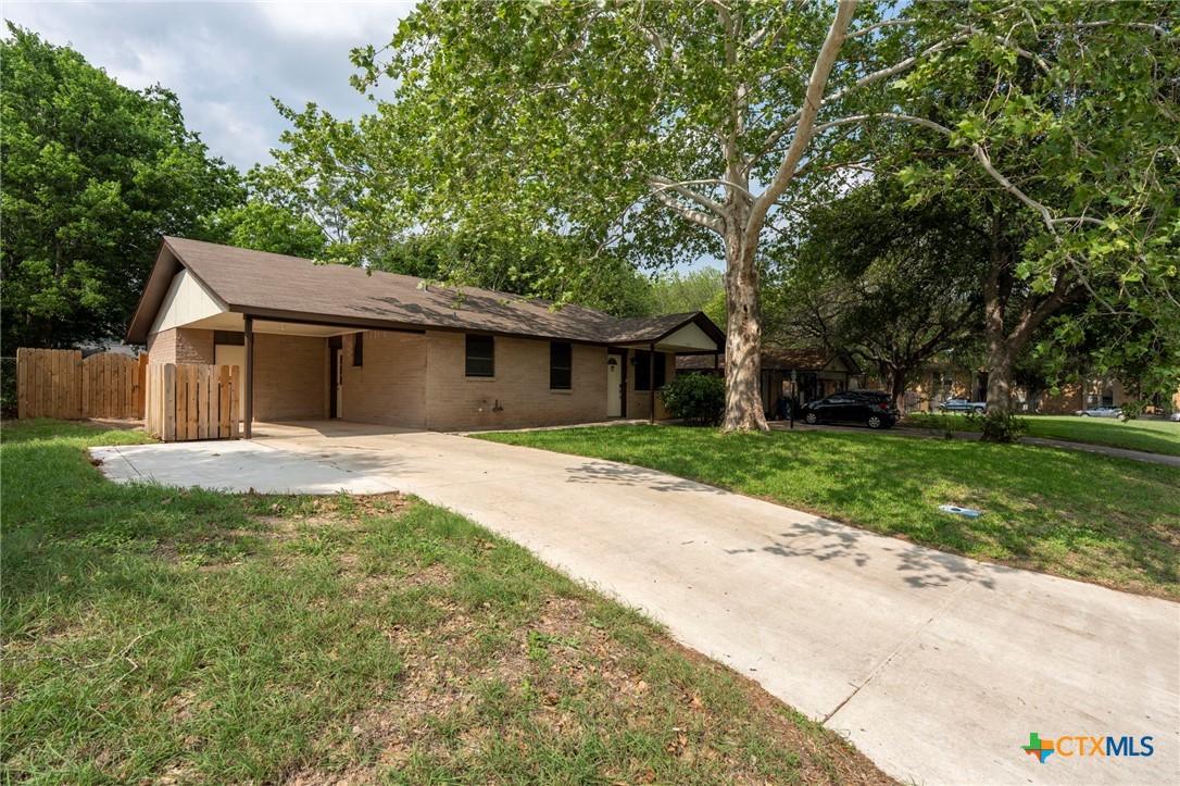 903 Mimosa Drive