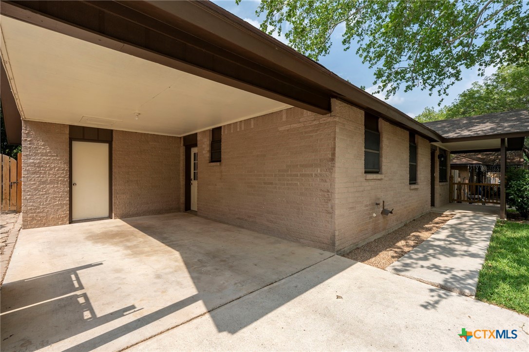 903 Mimosa Drive