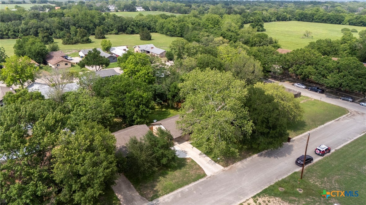 903 Mimosa Drive