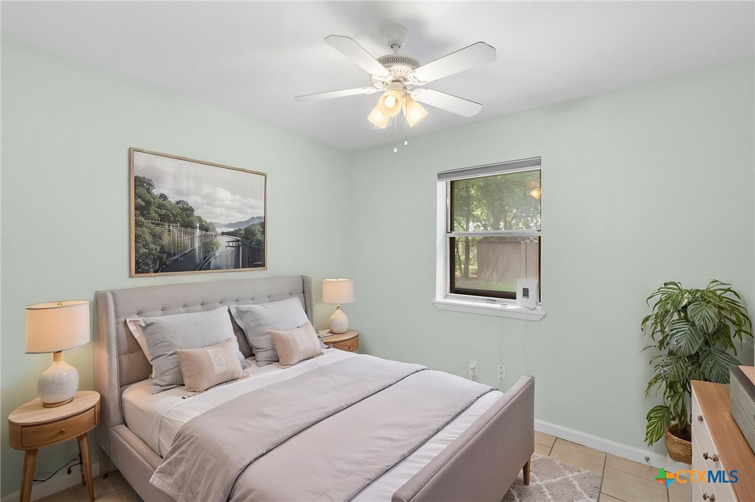 903 Mimosa Drive