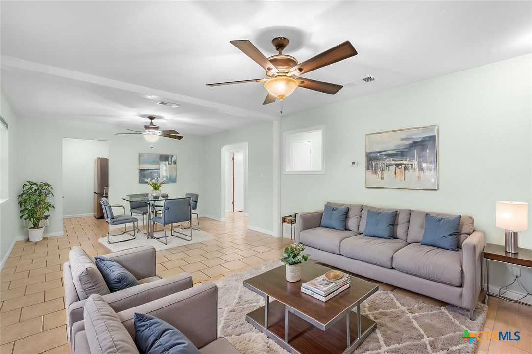 903 Mimosa Drive