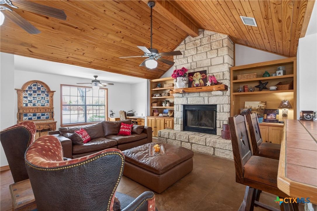 1077 Burdette Wells Road