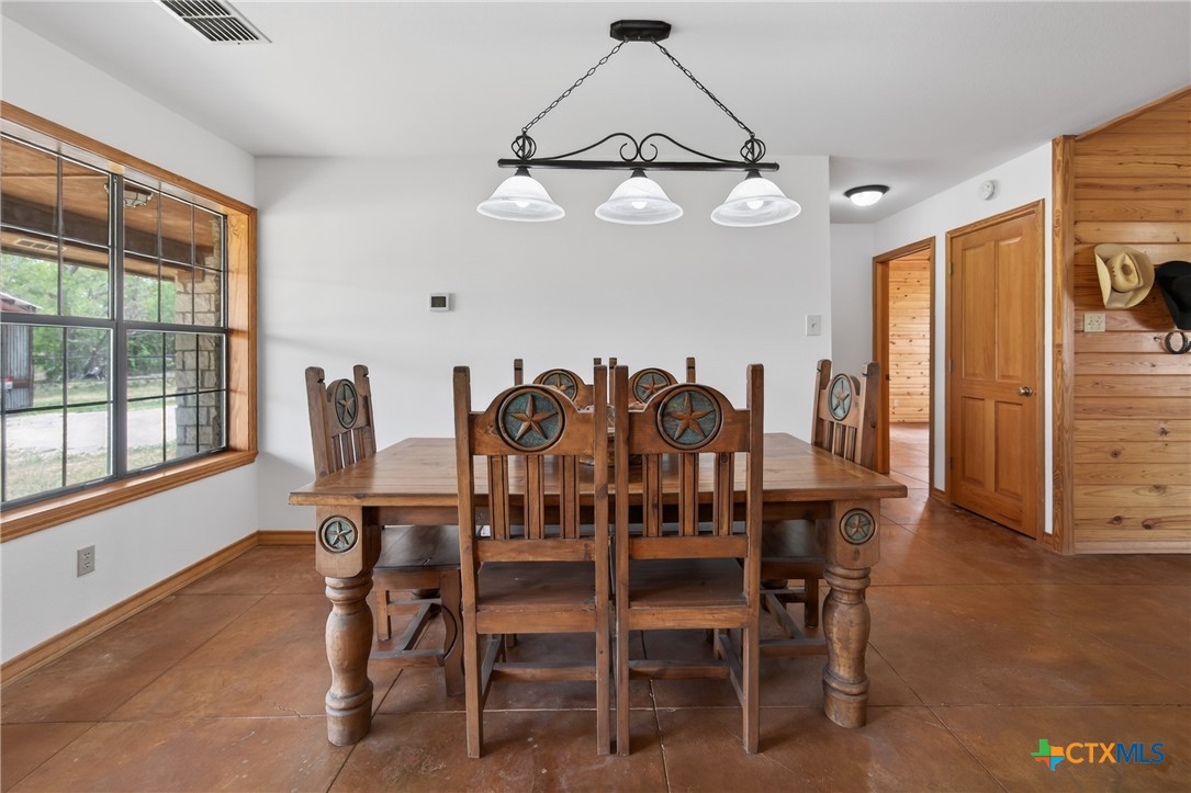 1077 Burdette Wells Road