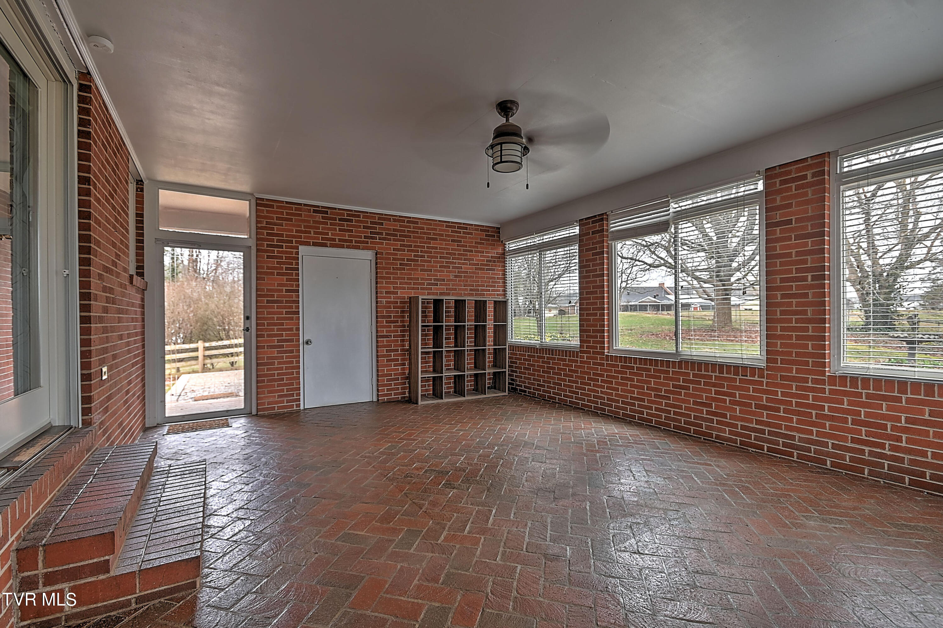 2317 Cretsinger Drive