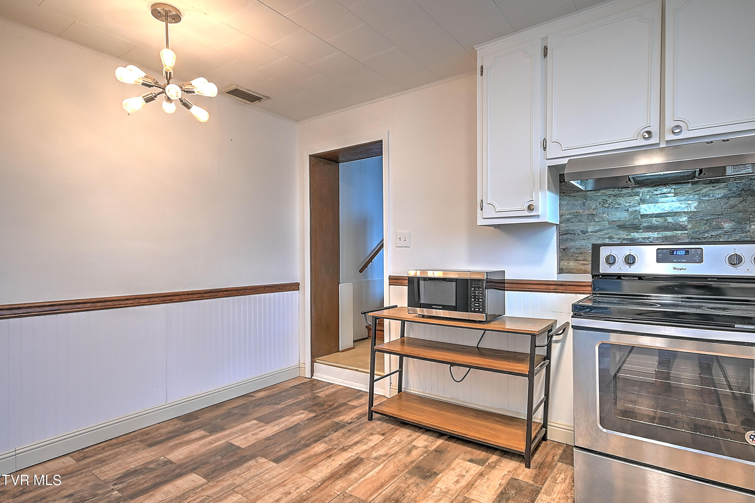 2317 Cretsinger Drive