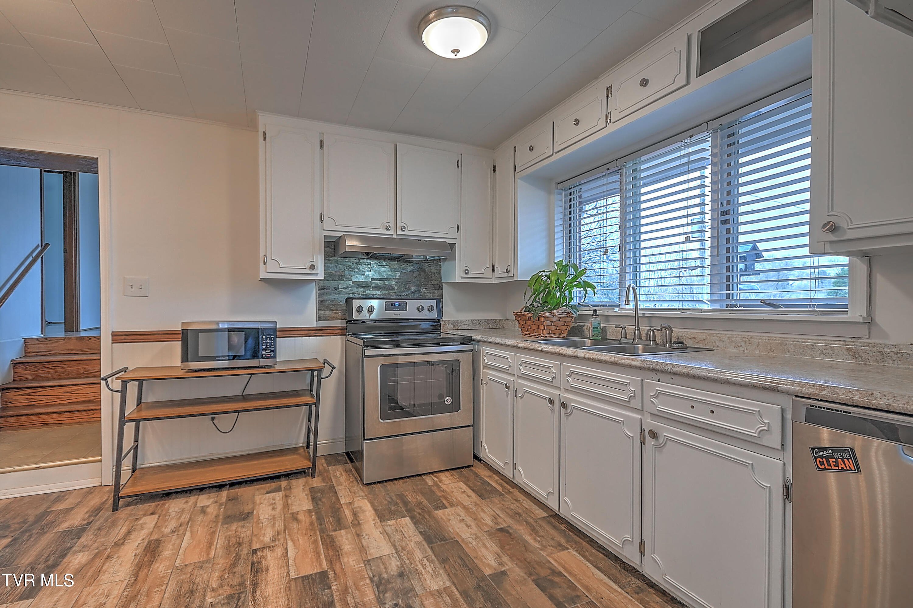 2317 Cretsinger Drive