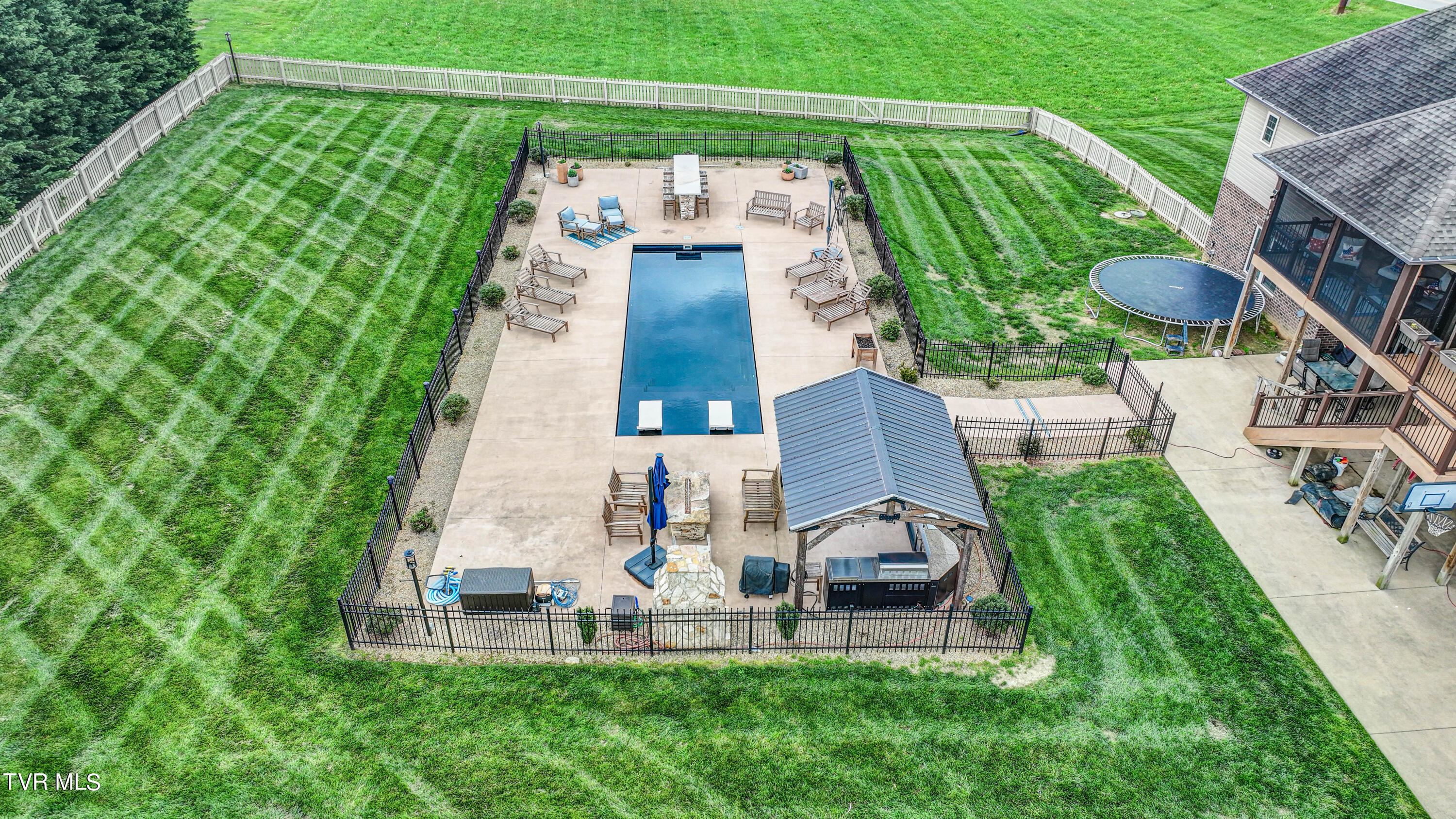 641 Hales Chapel Road