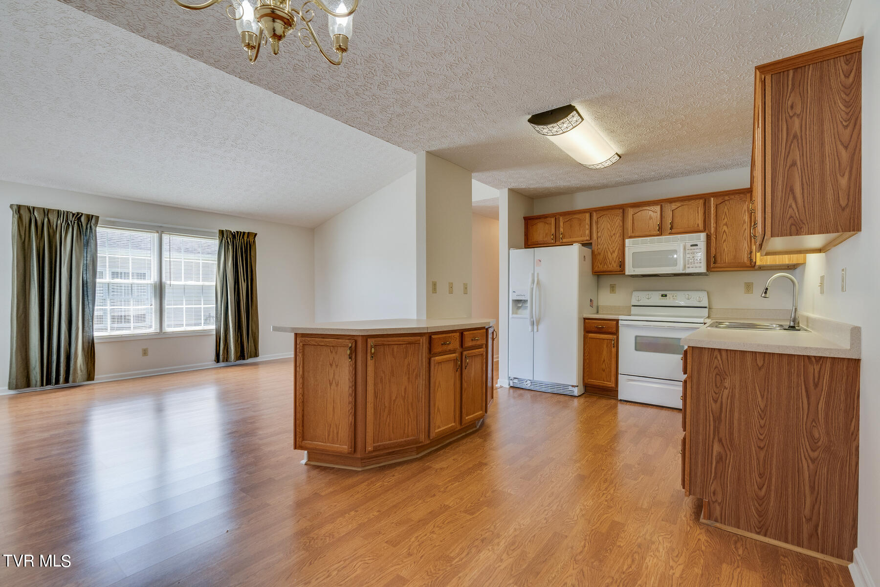 1406 Lodge Pine Walk, 1406