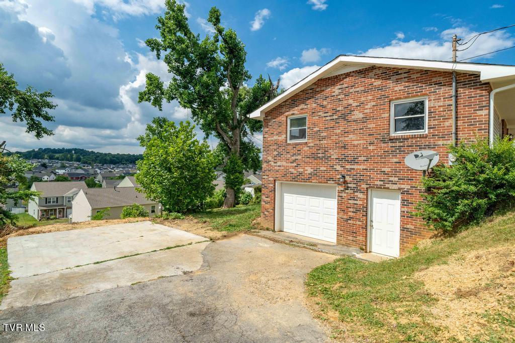 1408 Ben Gamble Road