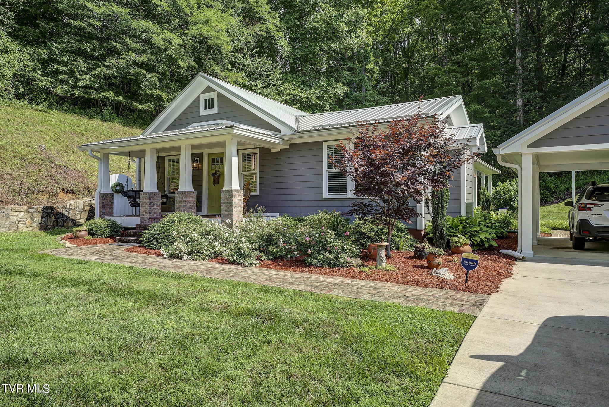 119 Suncrest Drive