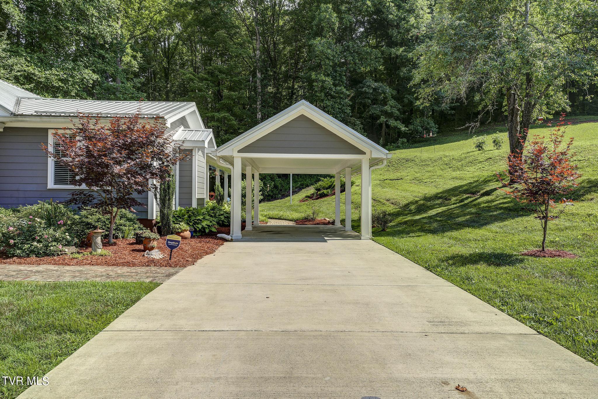 119 Suncrest Drive