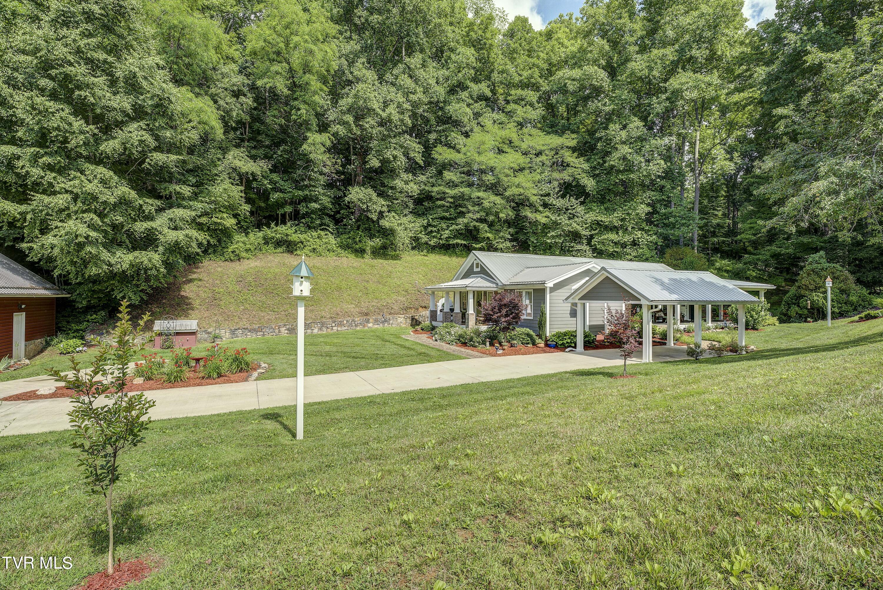 119 Suncrest Drive