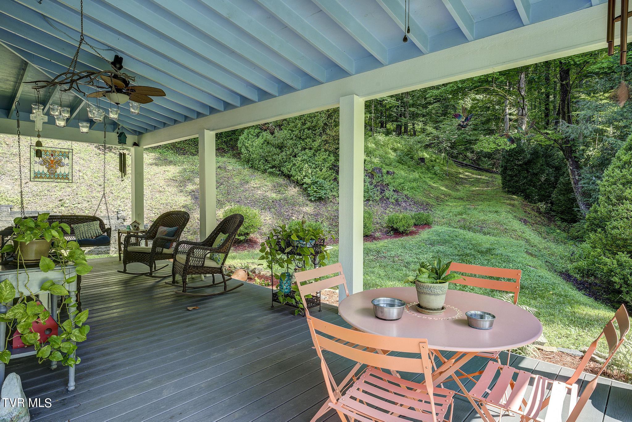 119 Suncrest Drive