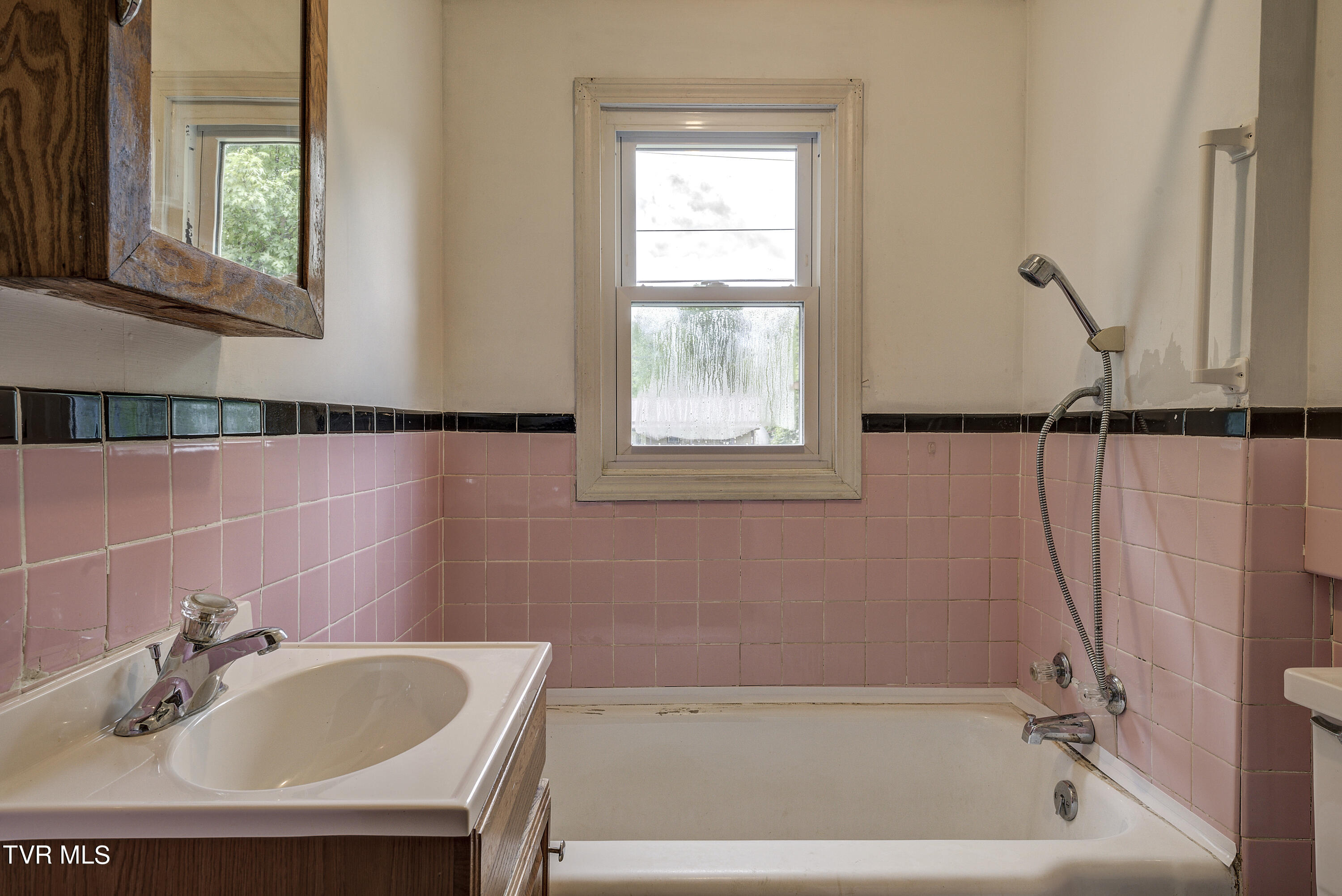 319 Scott Road