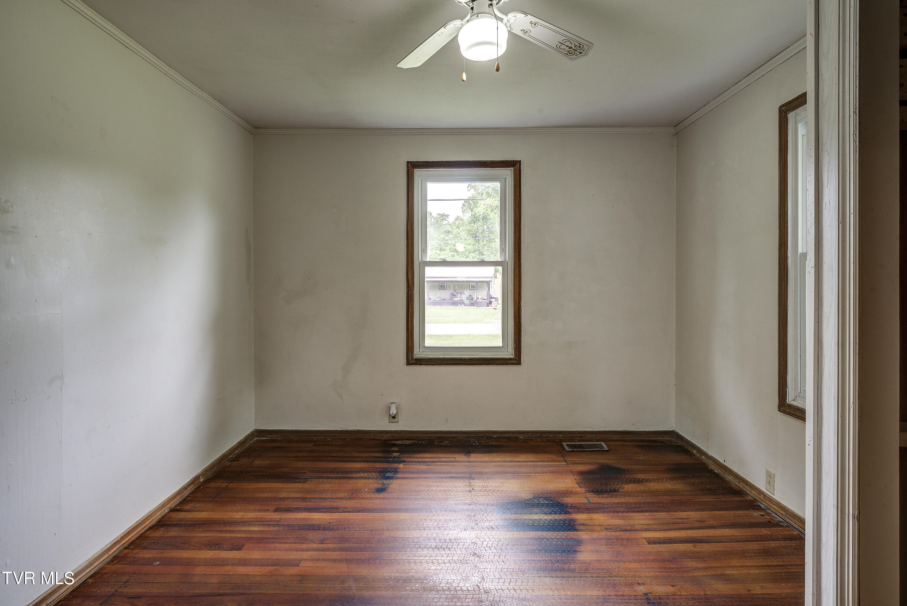 319 Scott Road