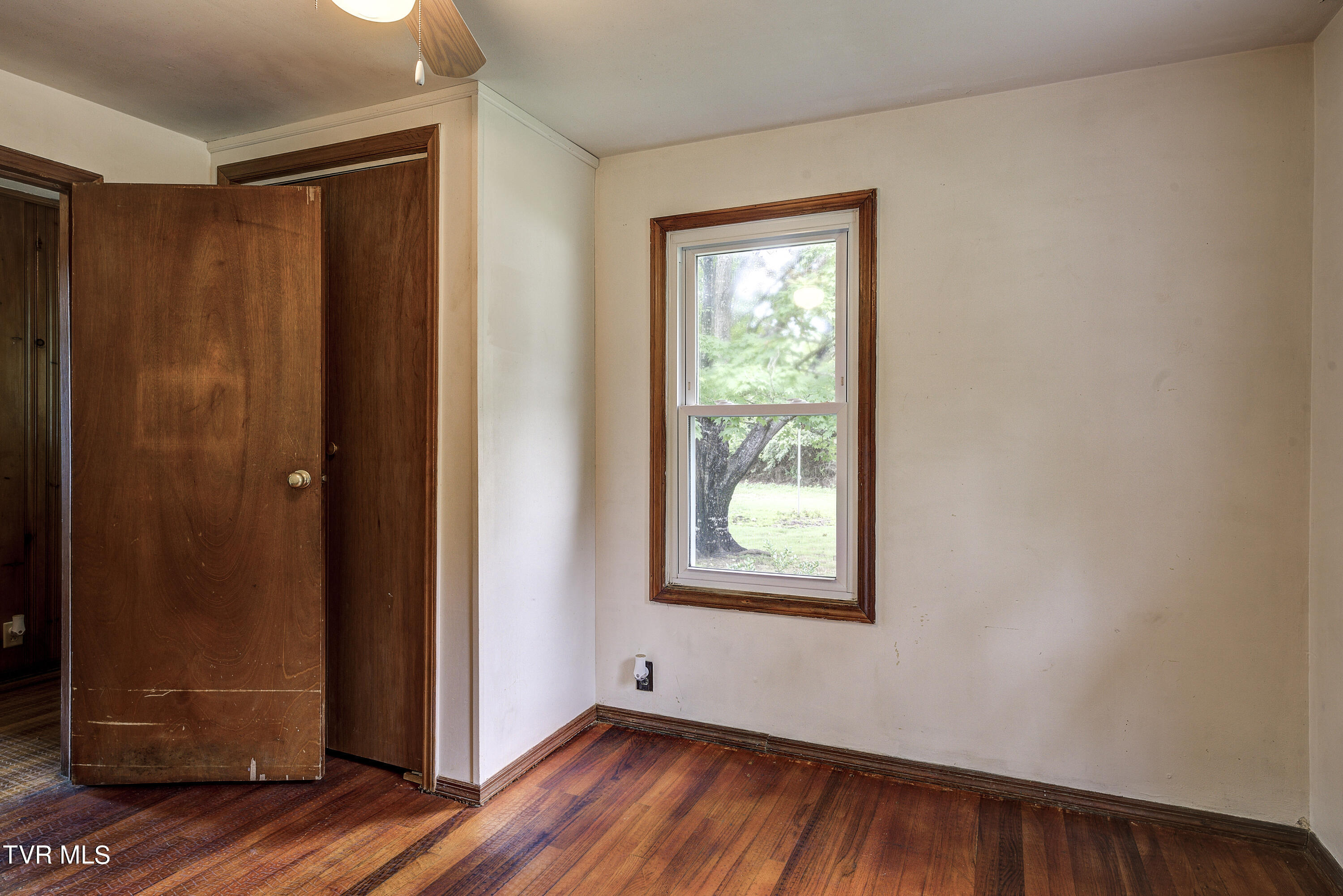319 Scott Road