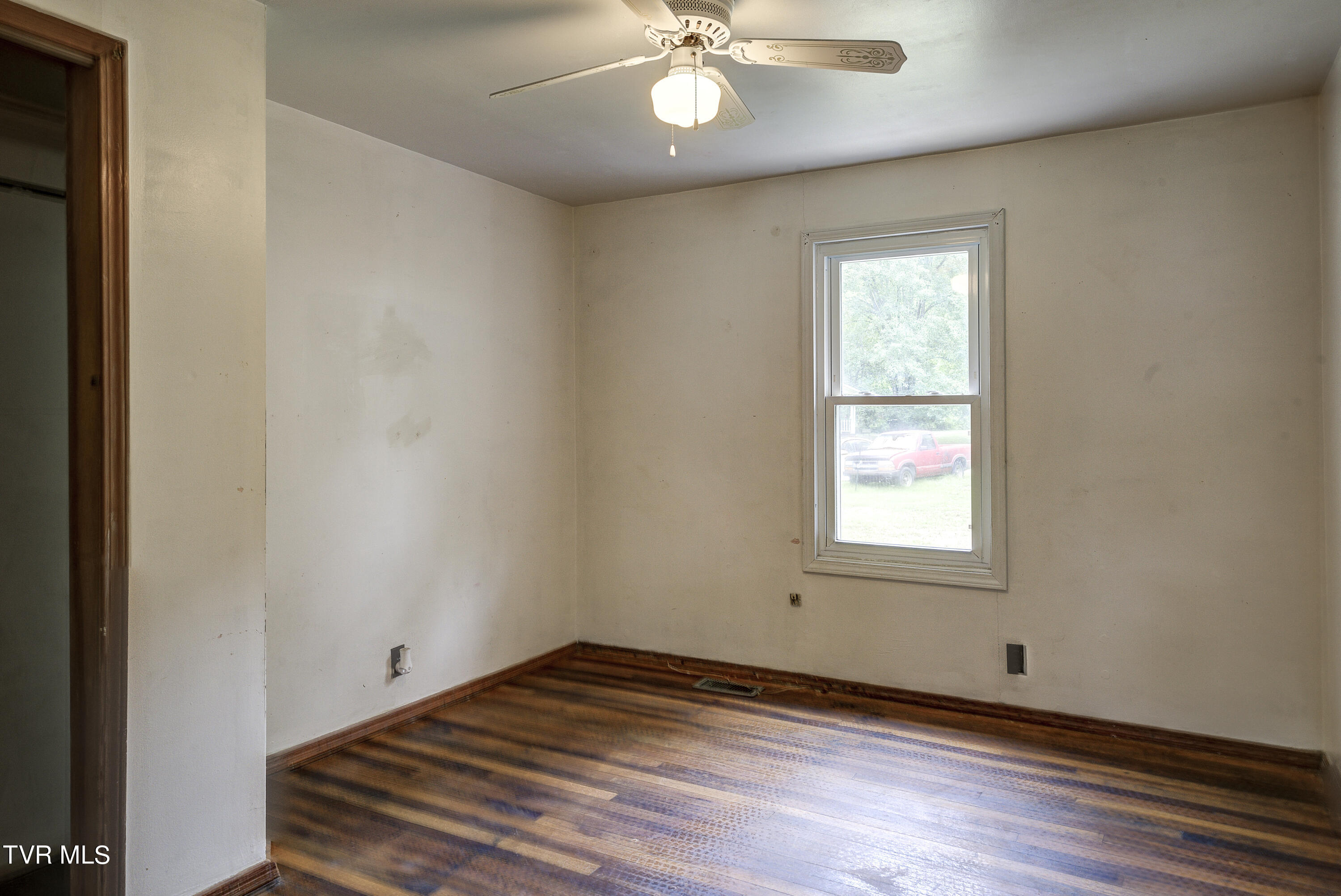 319 Scott Road