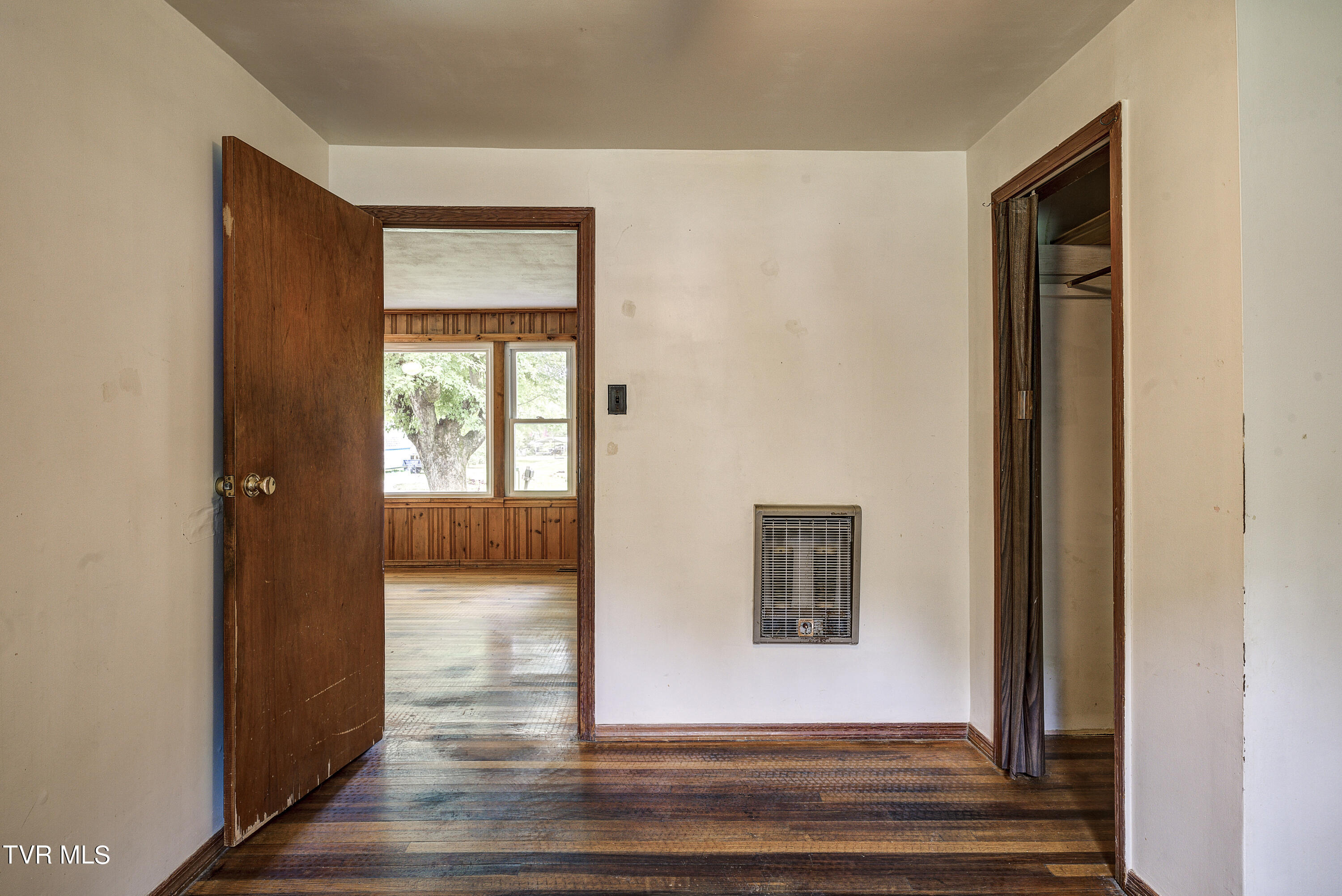 319 Scott Road