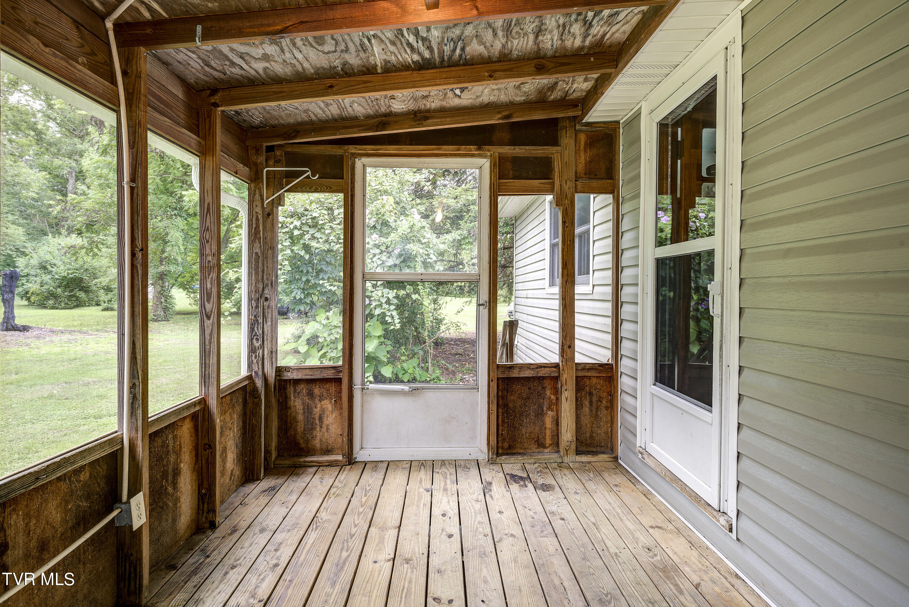 319 Scott Road