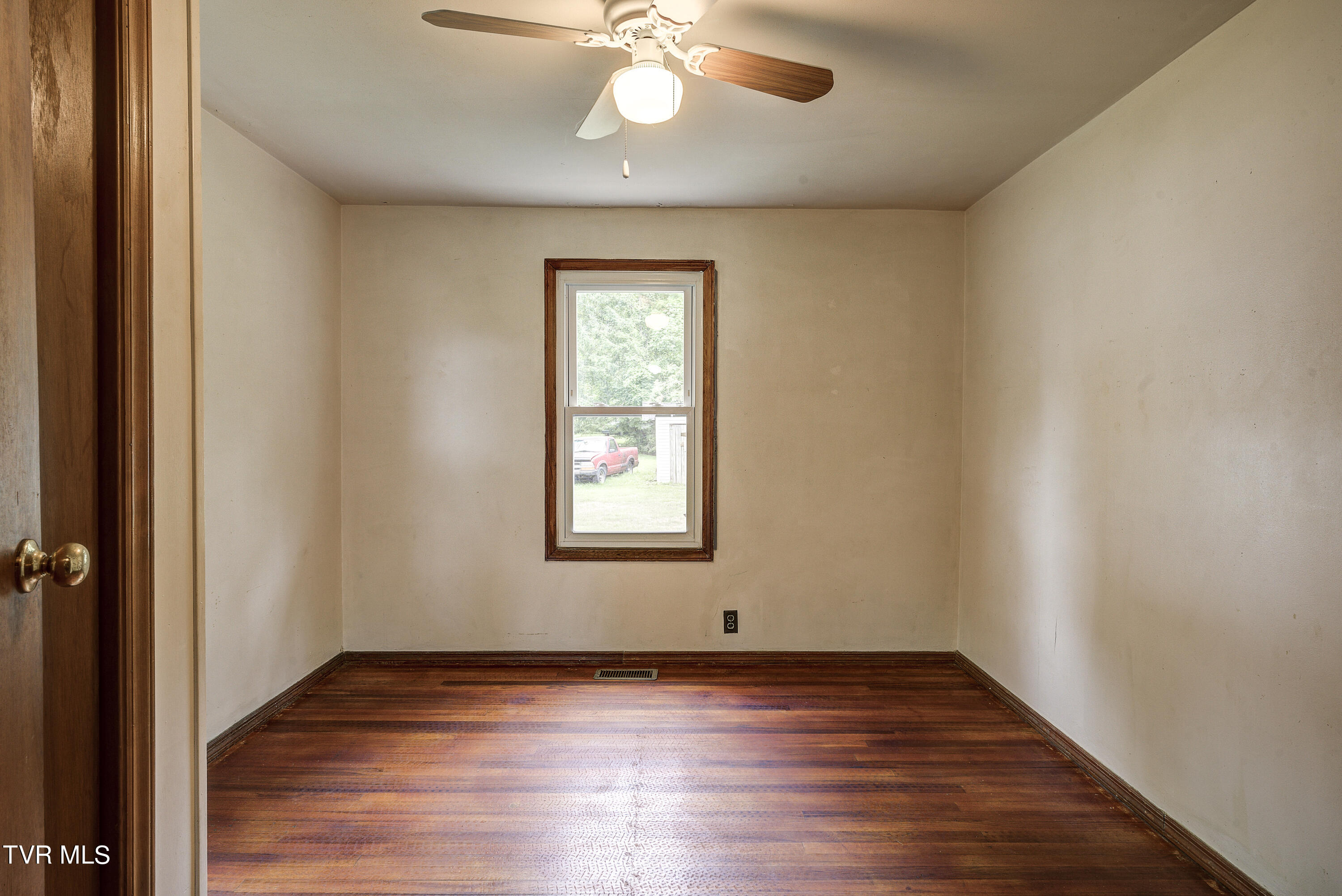 319 Scott Road
