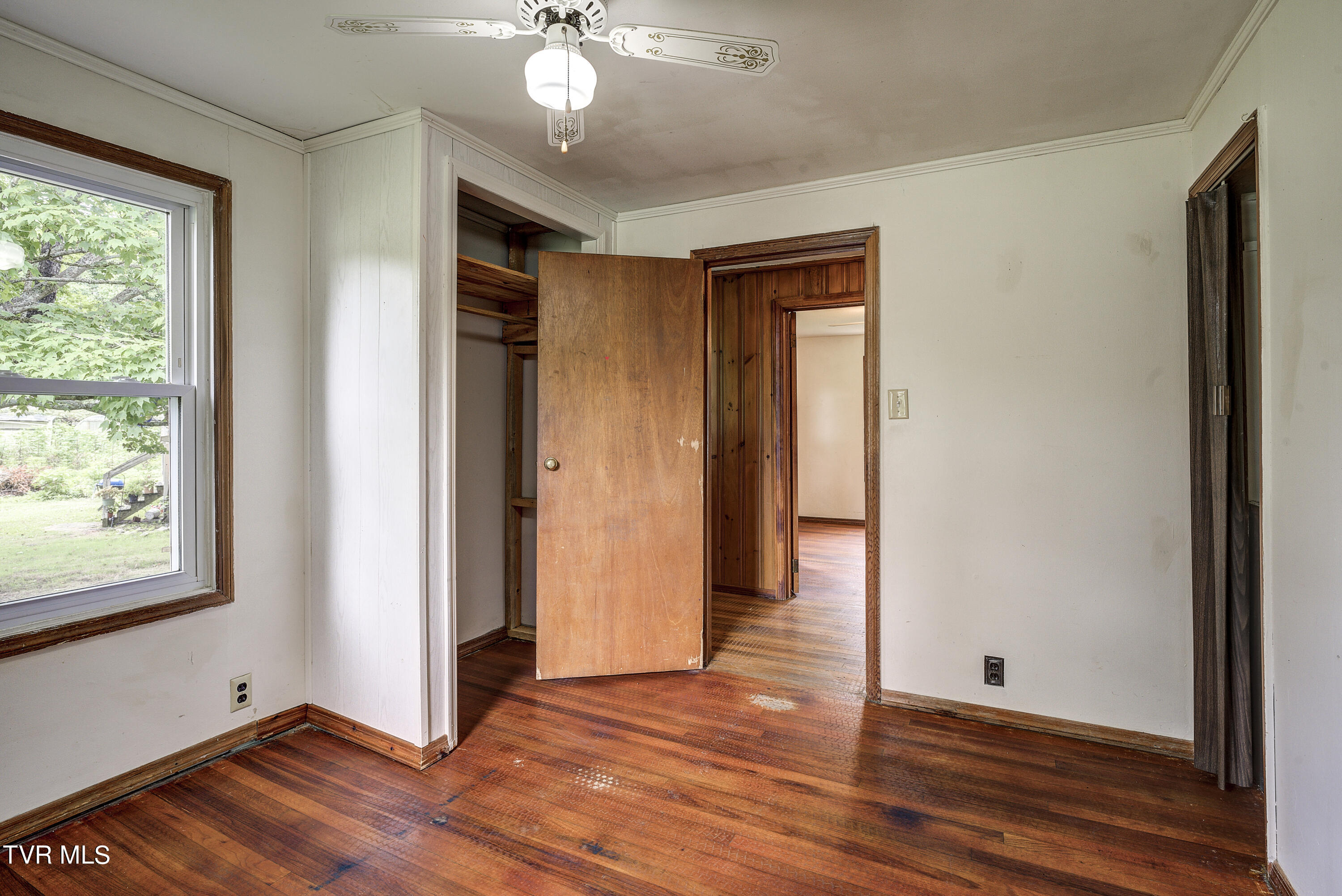 319 Scott Road