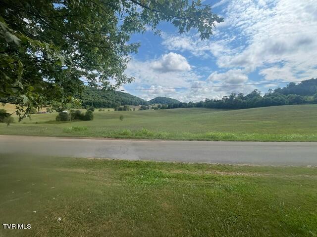 422 Looneys Gap Road