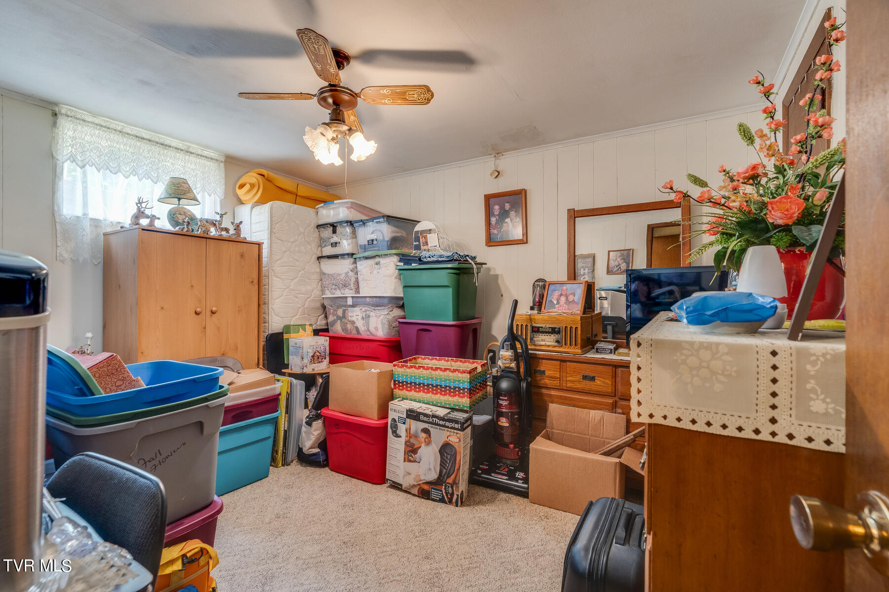 422 Looneys Gap Road